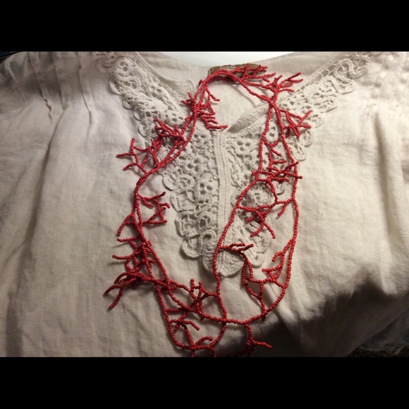 Coral bead necklace - Picture 2 of 2